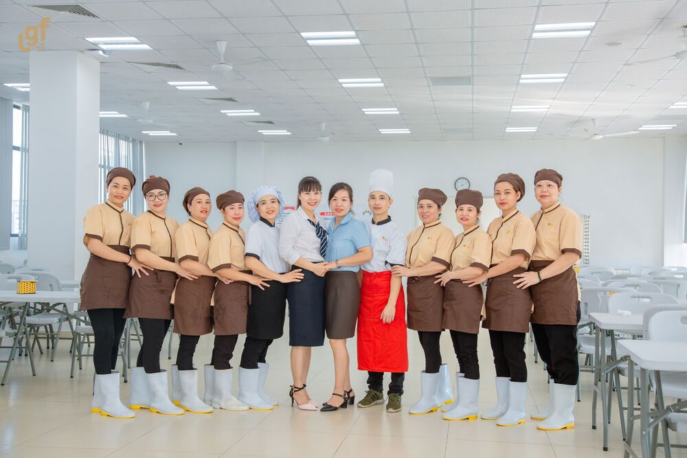 LG Food mang đến những suất ăn chất lượng với thái độ phục vụ chuyên nghiệp nhưng gần gũi, thân thiện